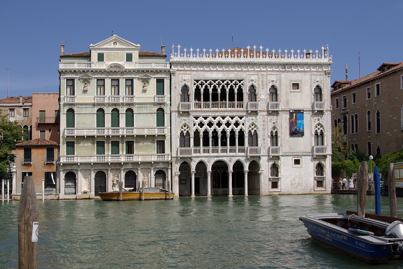 Venezia_Palazzo_Giusti_e_Ca'_d'Oro_001