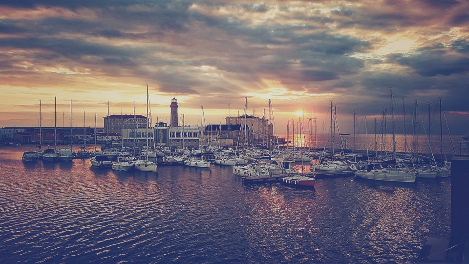 Il tramonto più bello della città: Trieste in un bicchiere - Everydaylife