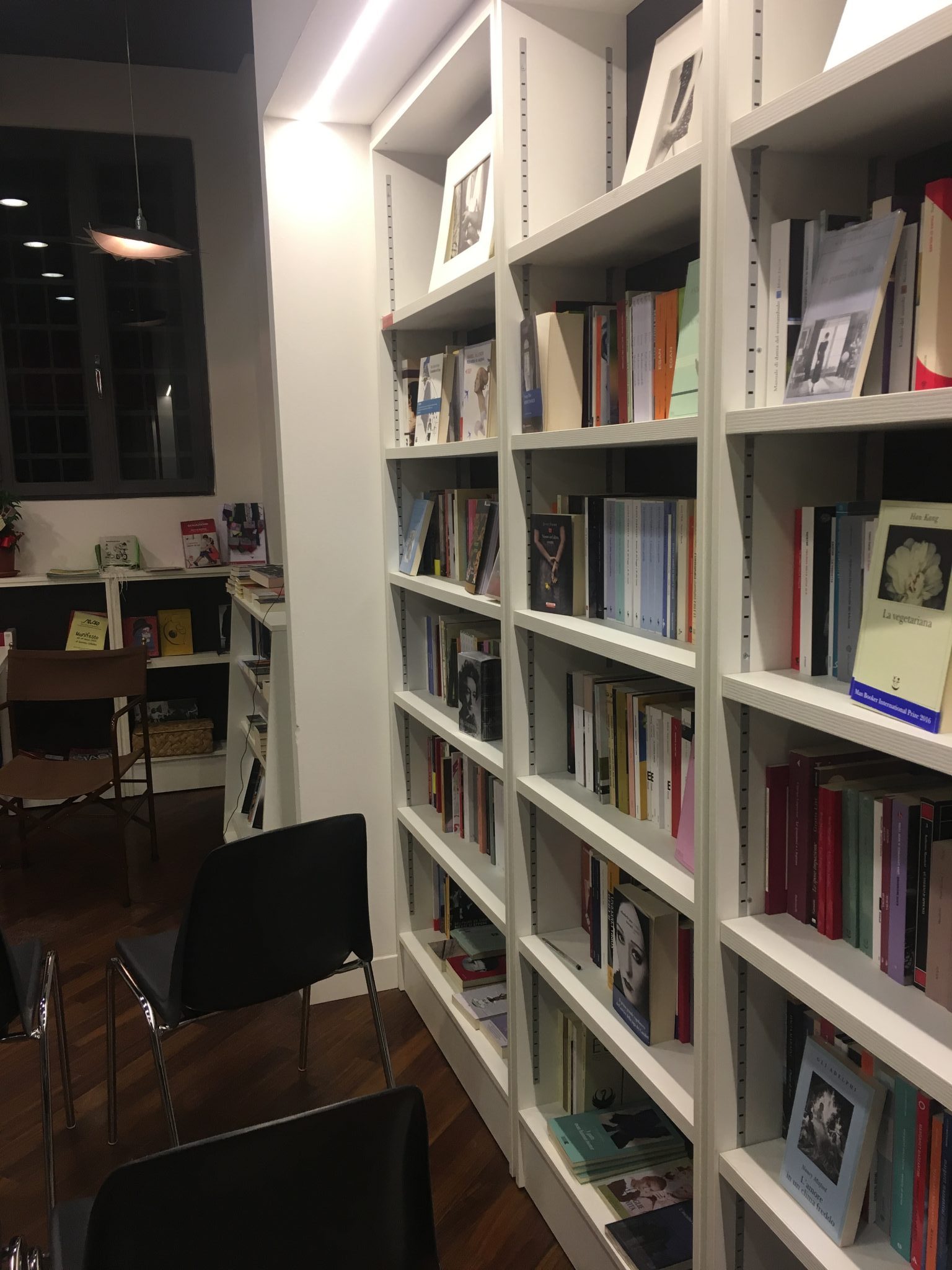 Tre librerie speciali a Padova, dove trascorrere al caldo un pomeriggio d'inverno: La libreria Antiquaria Stella, La libreria delle donne e Laformadellibro.