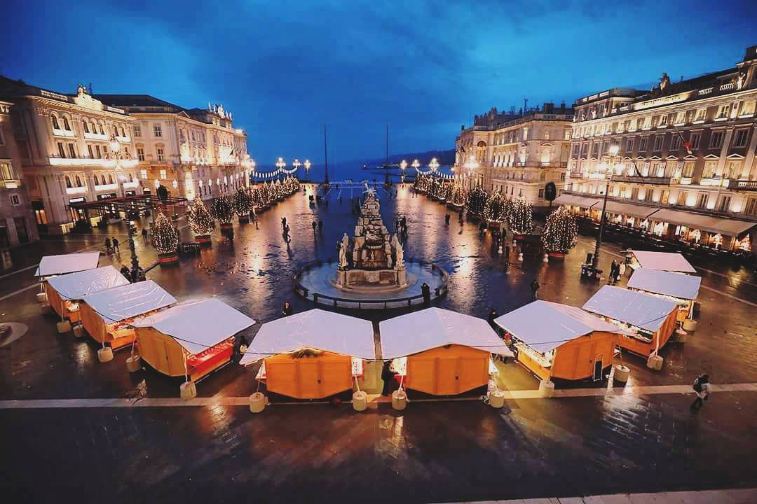 Trieste Natale.Tre Mercatini Delle Feste Nella Tomorrowland Di Trieste Everydaylife