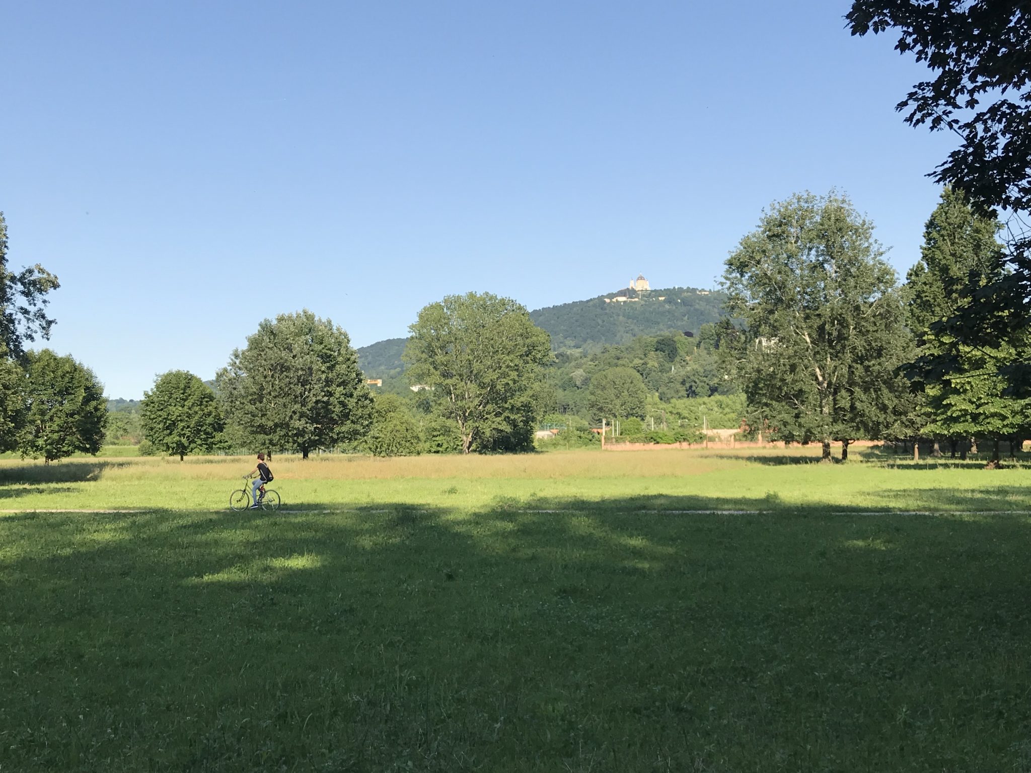 L'anima verde di Torino da percorrere in bicicletta: seguendo il flusso del Po fra sentieri, centri ippici e ristorantini per sentirsi a casa e in campagna